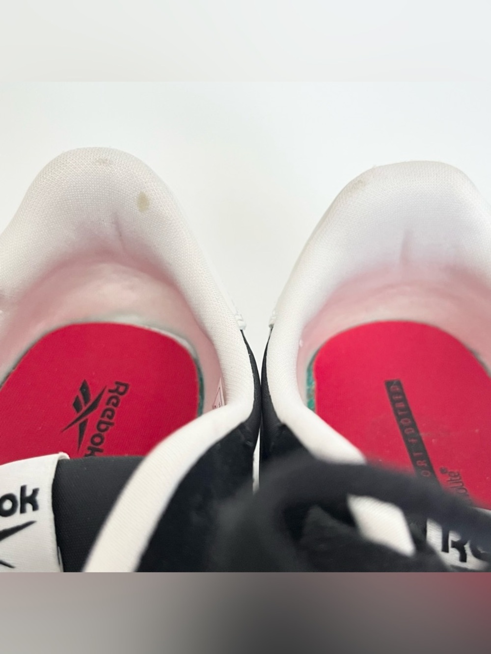 Reebok Women's Fiori Sneakers 8.5 Black Suede Nylon Retro OrthoLite Comfort - Picture 9 of 9